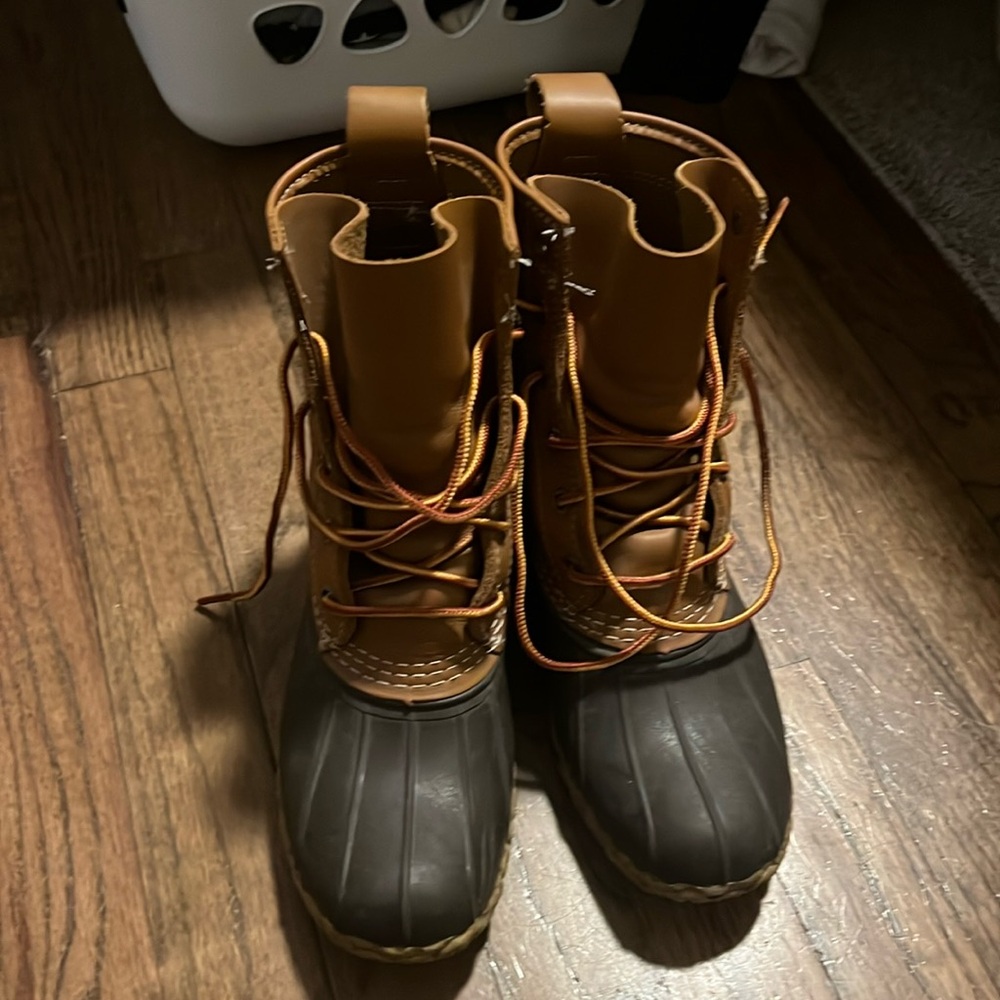 L.L. Bean Women's Bean Boots, 8"